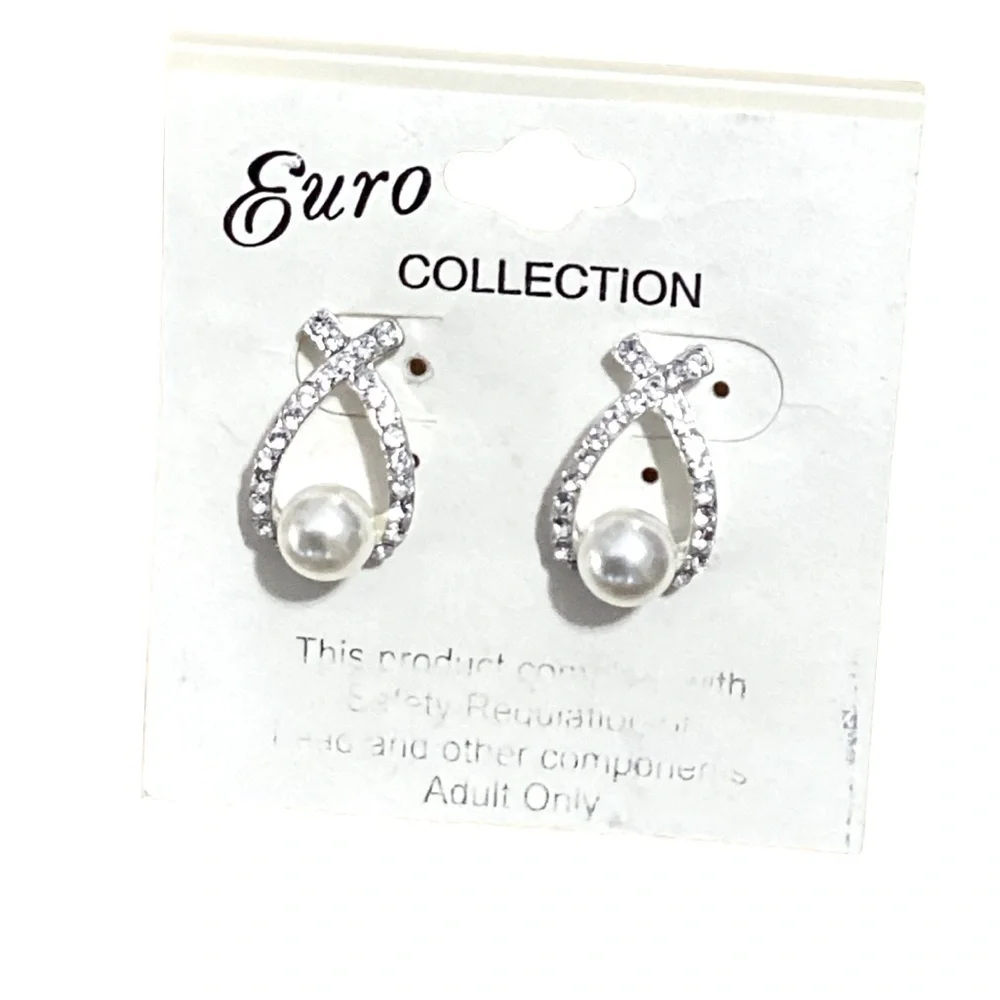 NEW Bridal Post EARRINGS, PEARL STATEMENT EARRINGS #101